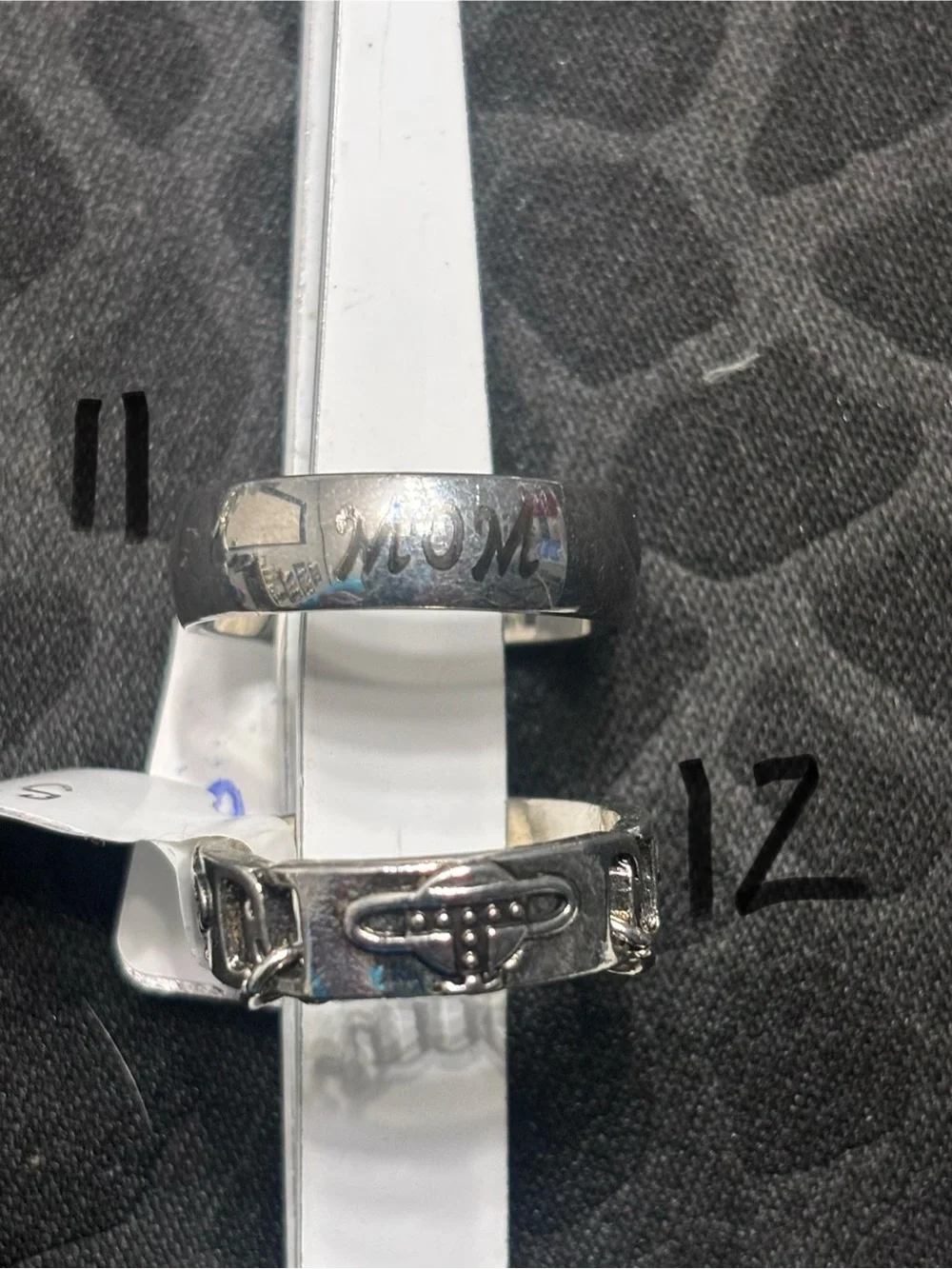 Different styles and sizes silver rings!!!
